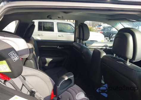 2013 Kia Sorento Ex V6 из США, поврежденный, VIN 5XYKUDA2XDG396250